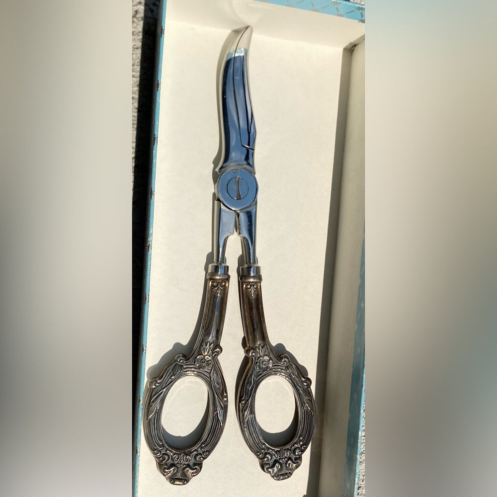 Vintage 7" Web Sterling Silver Grape Shears Scissors. Italy